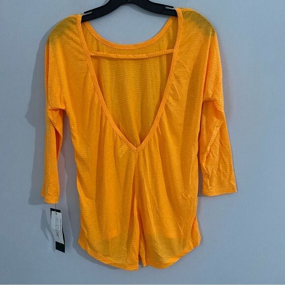 Ideology Women’s High Neck Deep Open Back 3/4 Sleeve Orange Sheer Top size XS - Picture 3 of 4